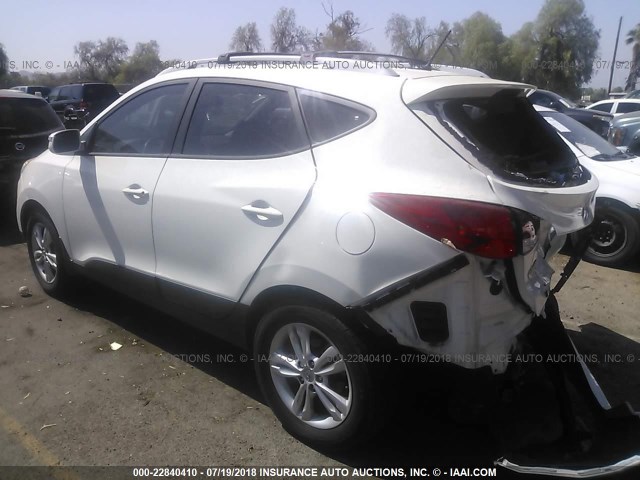 KM8JU3AC8DU684924 - 2013 HYUNDAI TUCSON GLS/LIMITED WHITE photo 3