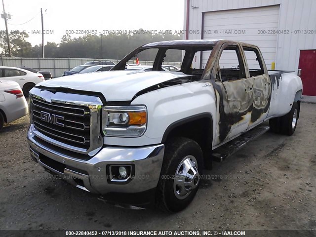 1GT423C8XFF598473 - 2015 GMC SIERRA K3500 SLT WHITE photo 2