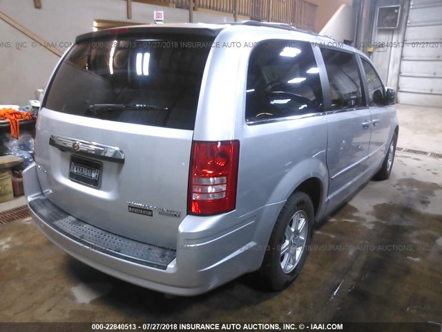 2A4RR2D14AR357047 - 2010 CHRYSLER TOWN & COUNTRY LX SILVER photo 4