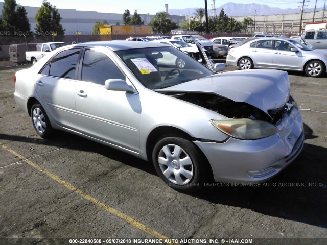 4T1BE32K04U922269 - 2004 TOYOTA CAMRY LE/XLE/SE SILVER photo 1