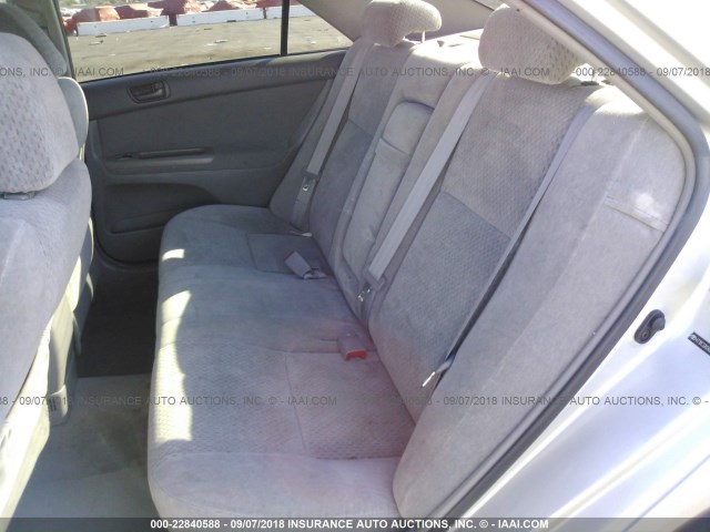 4T1BE32K04U922269 - 2004 TOYOTA CAMRY LE/XLE/SE SILVER photo 8