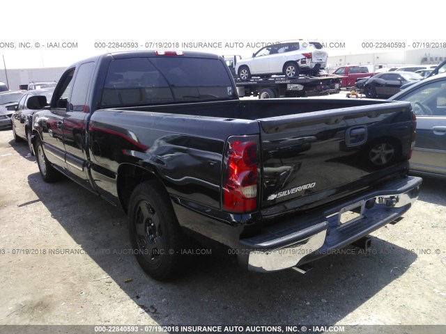 1GCEC19VX4E391796 - 2004 CHEVROLET SILVERADO C1500 BLACK photo 3