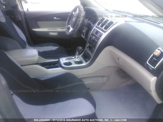 1GKER237X8J195633 - 2008 GMC ACADIA SLT-1 Silber Foto 5