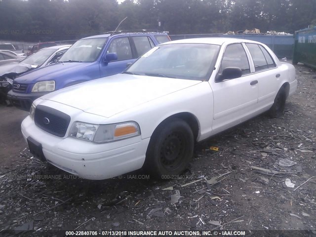 2FAFP71WX2X127740 - 2002 FORD CROWN VICTORIA POLICE INTERCEPTOR WHITE photo 2