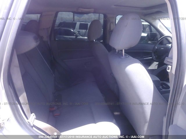 1J4HR48NX6C323490 - 2006 JEEP GRAND CHEROKEE LAREDO/COLUMBIA/FREEDOM 银色 照片 8