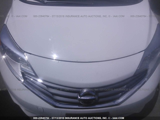 3N1CE2CP3FL422717 - 2015 NISSAN VERSA NOTE S/S PLUS/SV/SL/SR WHITE photo 6