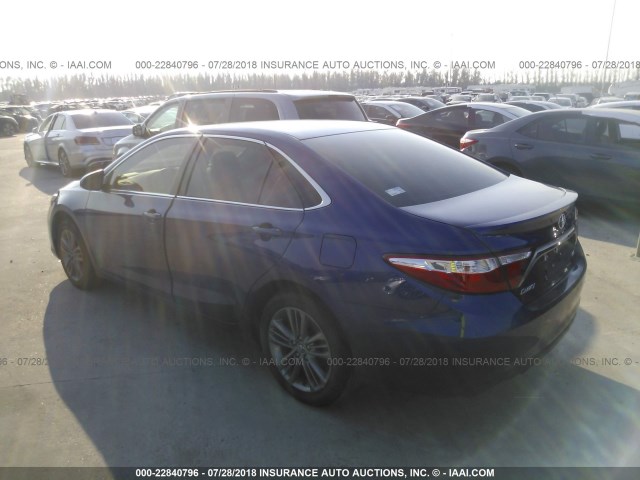 4T1BF1FK5FU897285 - 2015 TOYOTA CAMRY LE/XLE/SE/XSE 蓝色 照片 3
