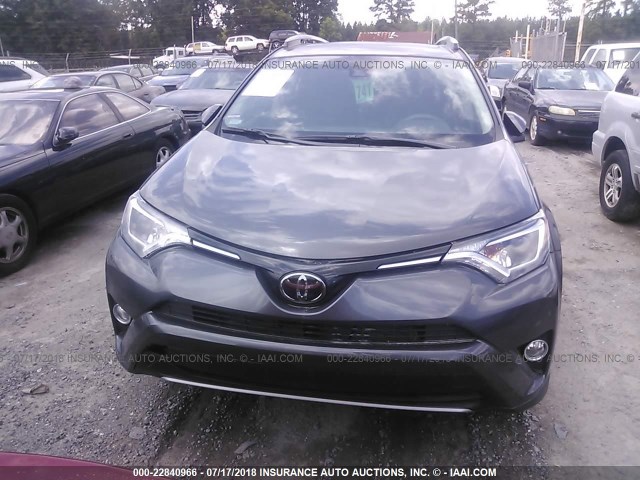 2T3WFREV9JW418782 - 2018 TOYOTA RAV4 ADVENTURE/XLE 灰色 照片 6
