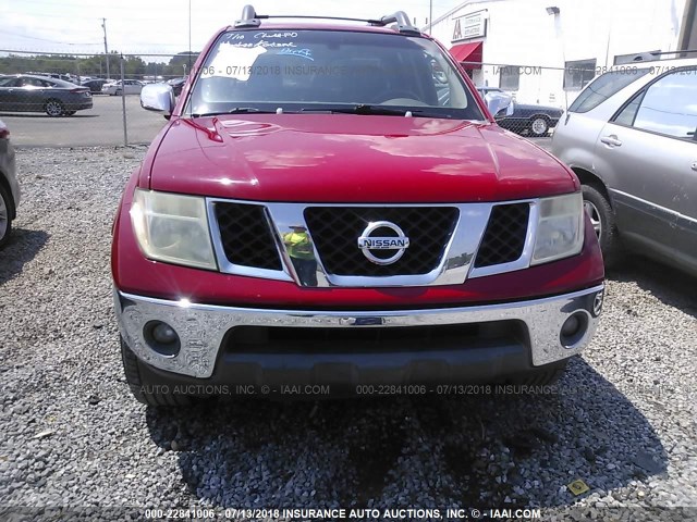 1N6AD07U16C464291 - 2006 NISSAN FRONTIER CREW CAB LE/SE/OFF ROAD RED photo 6