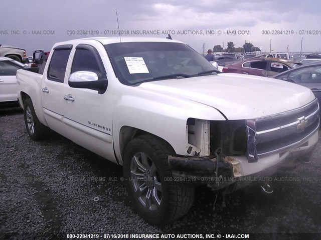 3GCEK33M29G274681 - 2009 CHEVROLET SILVERADO K1500 LTZ WHITE photo 1