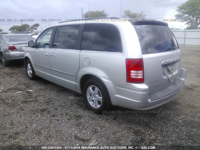2A4RR5D16AR212416 - 2010 CHRYSLER TOWN & COUNTRY TOURING SILVER photo 3