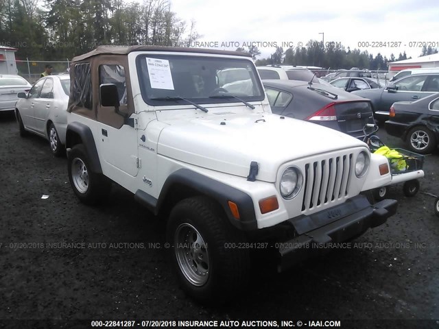 1J4FY29P0WP773897 - 1998 JEEP WRANGLER / TJ SE WHITE photo 1