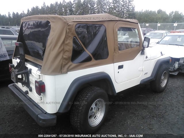 1J4FY29P0WP773897 - 1998 JEEP WRANGLER / TJ SE WHITE photo 4