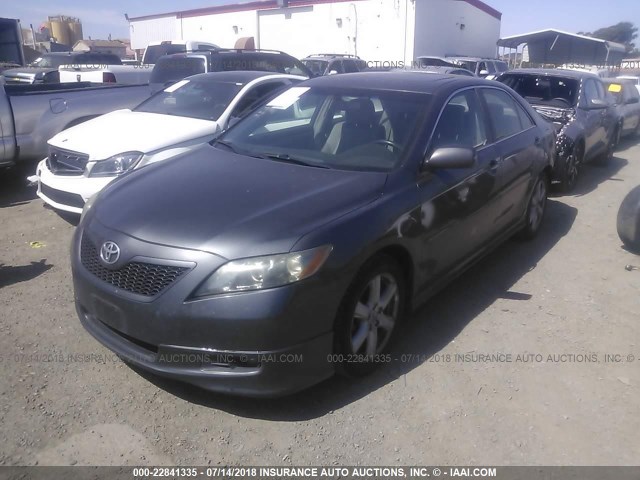4T1BE46K97U176201 - 2007 TOYOTA CAMRY NEW GENERAT CE/LE/XLE/SE GRAY photo 2