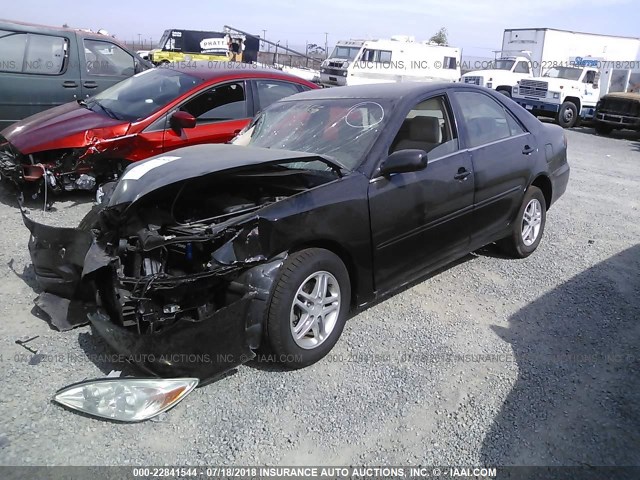 4T1BE32K54U261466 - 2004 TOYOTA CAMRY LE/XLE/SE 黑色 照片 2