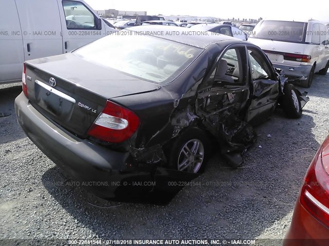 4T1BE32K54U261466 - 2004 TOYOTA CAMRY LE/XLE/SE 黑色 照片 4