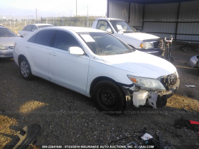 4T1BF3EK2AU554178 - 2010 TOYOTA CAMRY SE/LE/XLE თეთრი ფოტო 1