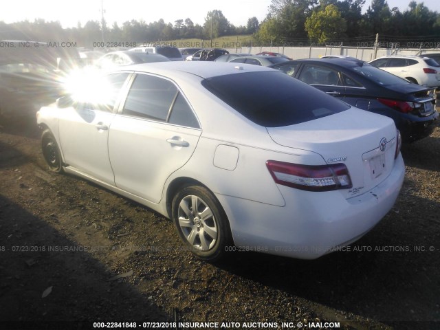 4T1BF3EK2AU554178 - 2010 TOYOTA CAMRY SE/LE/XLE თეთრი ფოტო 3