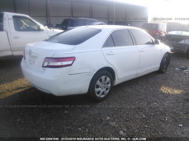 4T1BF3EK2AU554178 - 2010 TOYOTA CAMRY SE/LE/XLE თეთრი ფოტო 4