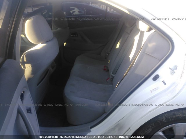 4T1BF3EK2AU554178 - 2010 TOYOTA CAMRY SE/LE/XLE თეთრი ფოტო 8