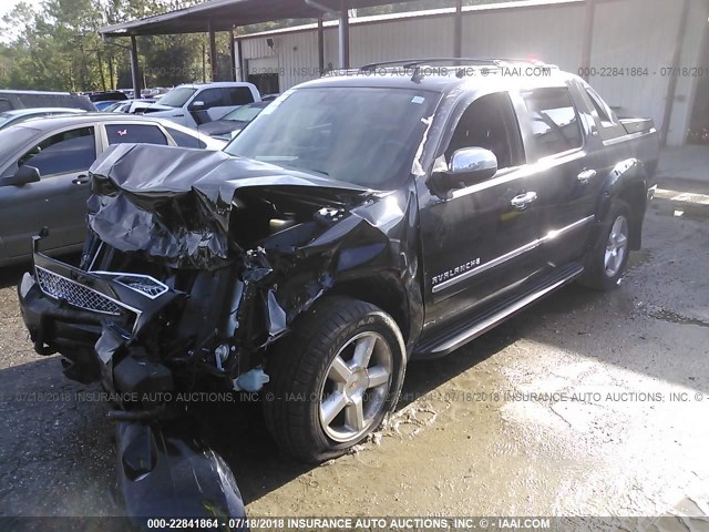 3GNTKGE34BG227586 - 2011 CHEVROLET AVALANCHE LTZ BLACK photo 2