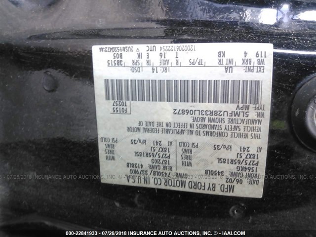 5LMFU28R33LJ06872 - 2003 LINCOLN NAVIGATOR Schwarz Foto 9