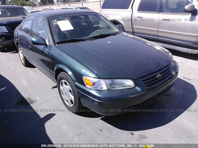 JT2BF22K1W0119677 - 1998 TOYOTA CAMRY CE/LE/XLE 绿色 照片 1