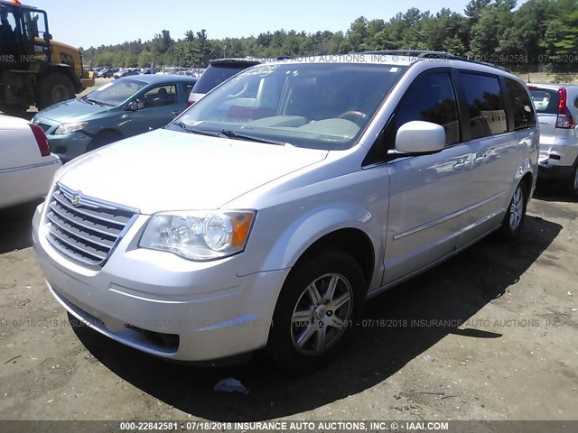 2A8HR54169R611560 - 2009 CHRYSLER TOWN & COUNTRY TOURING SILVER photo 2