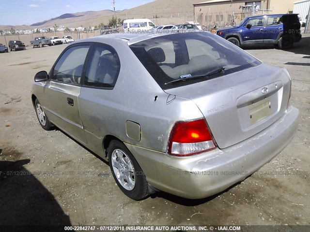 KMHCG35C62U207593 - 2002 HYUNDAI ACCENT GS GOLD photo 3