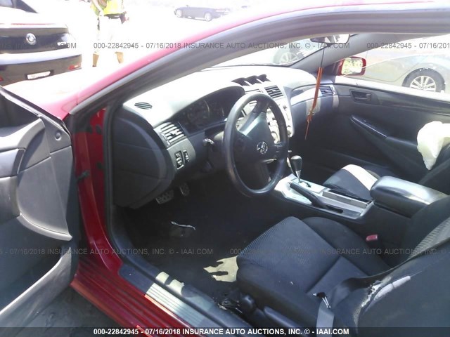 4T1CA38P24U017339 - 2004 TOYOTA CAMRY SOLARA SE/SLE RED photo 5