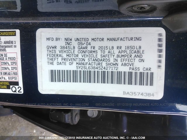 5Y2SL63845Z427172 - 2005 PONTIAC VIBE BLUE photo 9