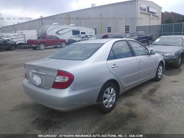 4T1BE32K82U611332 - 2002 TOYOTA CAMRY LE/XLE/SE 银色 照片 4