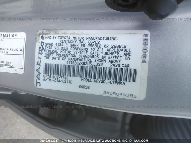 4T1BE32K82U611332 - 2002 TOYOTA CAMRY LE/XLE/SE 银色 照片 9