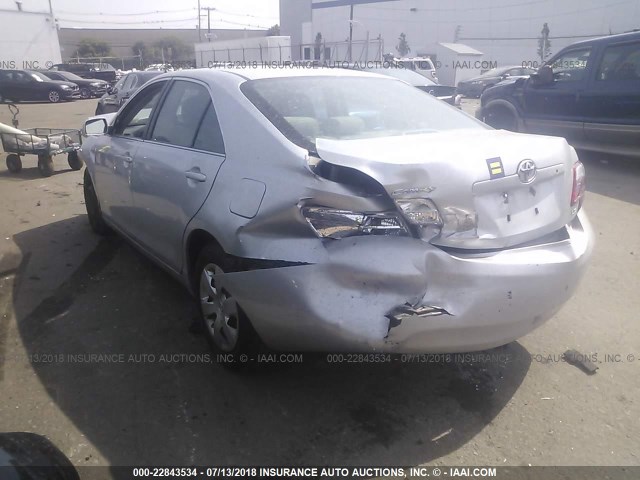 4T1BE46KX7U053667 - 2007 TOYOTA CAMRY NEW GENERAT CE/LE/XLE/SE SILVER photo 3