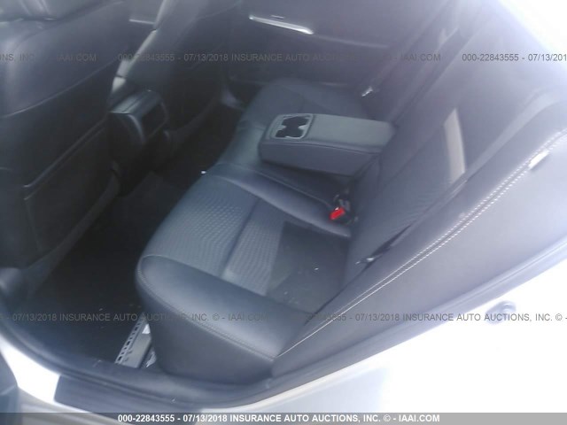 4T1BF1FKXEU358255 - 2014 TOYOTA CAMRY L/SE/LE/XLE ვერცხლისფერი ფოტო 8