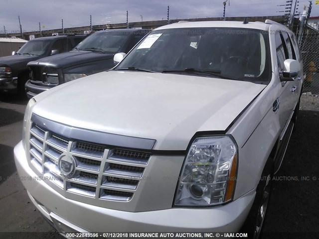 1GYFK26209R110879 - 2009 CADILLAC ESCALADE ESV LUXURY WHITE photo 6