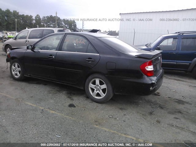 JTDBF30K720074030 - 2002 TOYOTA CAMRY LE/XLE/SE Qara foto 3