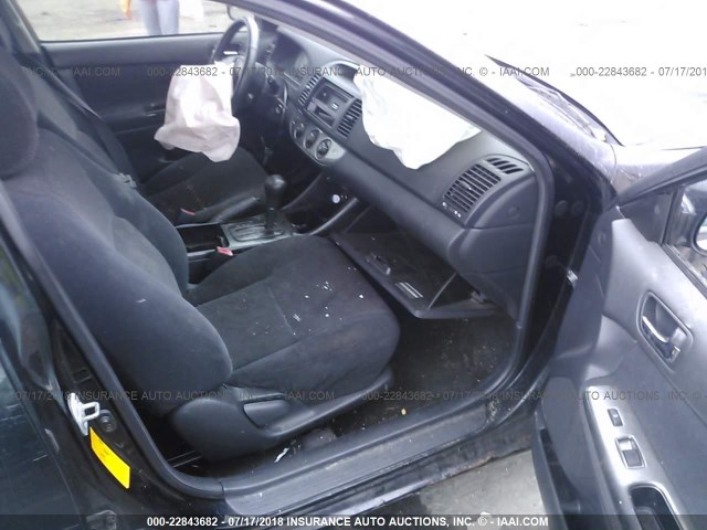 JTDBF30K720074030 - 2002 TOYOTA CAMRY LE/XLE/SE Qara foto 5