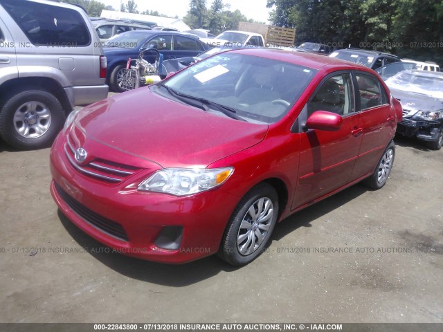 2T1BU4EE7DC077288 - 2013 TOYOTA COROLLA S/LE RED photo 2