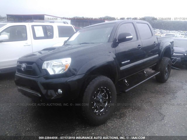 3TMLU4EN2DM132323 - 2013 TOYOTA TACOMA DOUBLE CAB BLACK photo 2