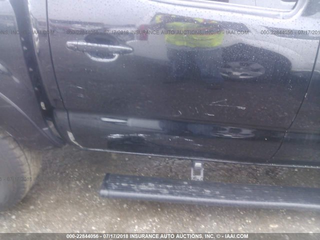 3TMLU4EN2DM132323 - 2013 TOYOTA TACOMA DOUBLE CAB შავი ფოტო 6