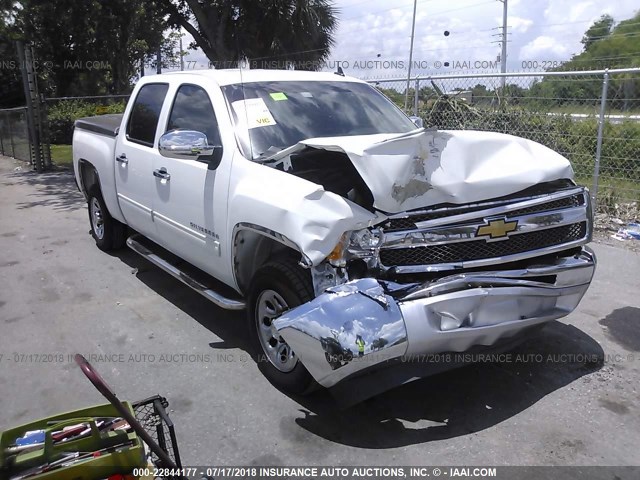 3GCPCSEA6DG111382 - 2013 CHEVROLET SILVERADO C1500 LT WHITE photo 1