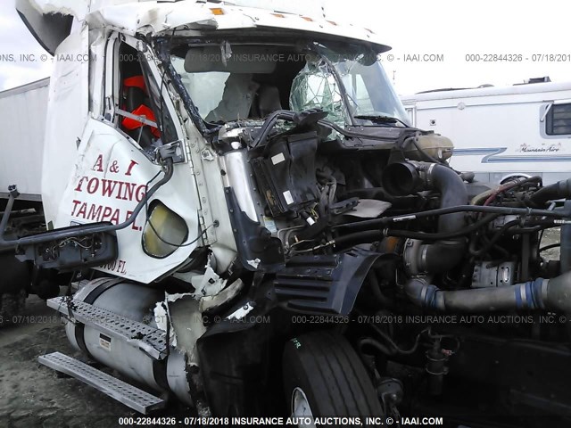 1FUBA5CG87LX75983 - 2007 FREIGHTLINER COLUMBIA COLUMBIA WHITE photo 8