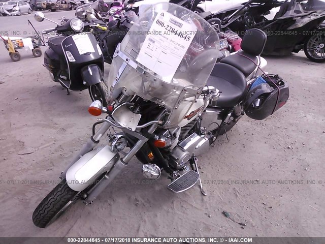 1HFSC1816VA100212 - 1997 HONDA VT1100 C1A SILVER photo 2