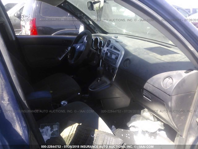 2T1KR32E05C350881 - 2005 TOYOTA COROLLA MATRIX XR BLUE photo 5