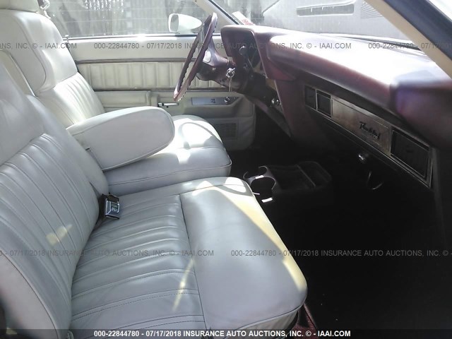 7J87H116560 - 1977 FORD THUNDERBIRD  CREAM photo 5