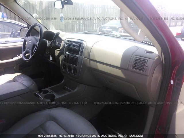1FMZU73E25UB67113 - 2005 FORD EXPLORER XLT/XLT SPORT/NBX 红色 照片 5