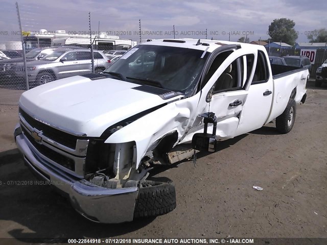 1GCHK33698F103215 - 2008 CHEVROLET SILVERADO K3500 WHITE photo 2