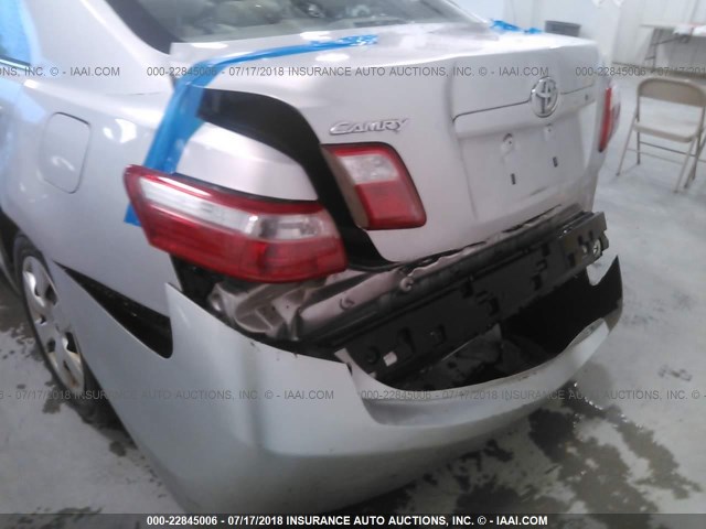 4T1BE46K79U336479 - 2009 TOYOTA CAMRY SE/LE/XLE SILVER photo 6