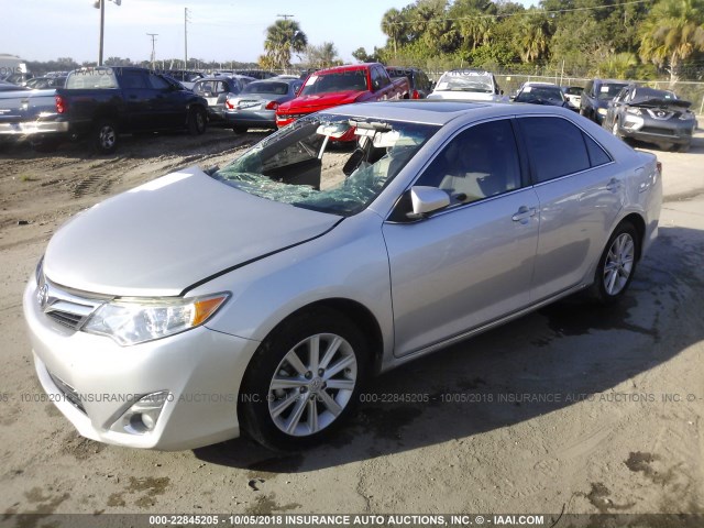 4T1BF1FK2CU597196 - 2012 TOYOTA CAMRY SE/LE/XLE 银色 照片 2